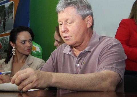  Prefeito assina carta de intenções para erradicar o trabalho infantil em Manaus